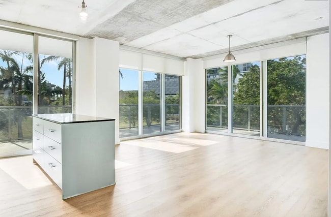 3451 NE 1st Ave, Unit M0202 in Miami, FL - Building Photo - Building Photo