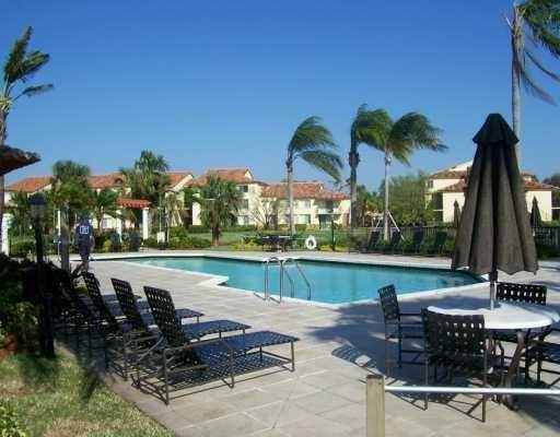 10709 Cleary Blvd, Unit 308 in Plantation, FL - Building Photo