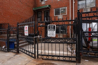 704 E 182nd St in Bronx, NY - Building Photo - Building Photo