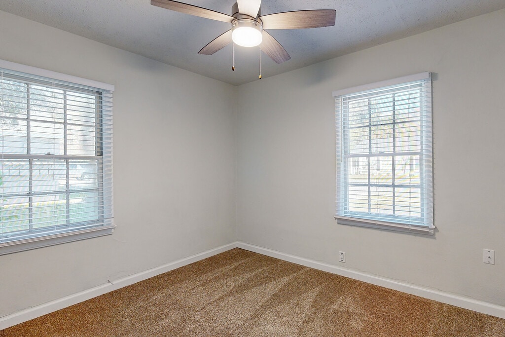 The Grande at Brookley Apartments in Mobile, AL