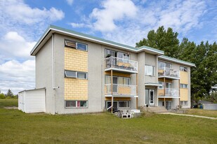 3610 57 Av in Red Deer, AB - Building Photo