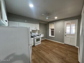 306 3rd St in Troy, NY - Building Photo - Building Photo