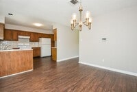 5809 Village Forest Ct photo'