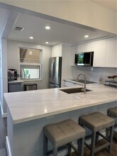 1000 Country Club Dr in Margate, FL - Building Photo - Building Photo