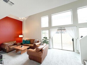 2027 E University Dr in Tempe, AZ - Building Photo - Building Photo