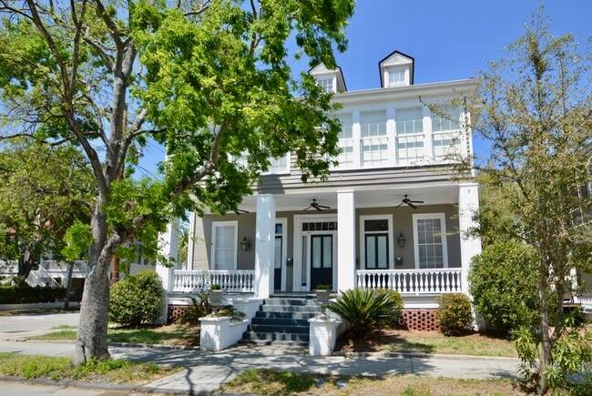 property at 192 Wentworth St