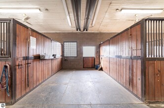 1200 S Shepherd Rd in Mt. Pleasant, MI - Building Photo - Building Photo