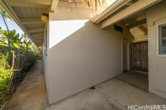 641 Paopua Lp in Kailua, HI - Building Photo - Building Photo