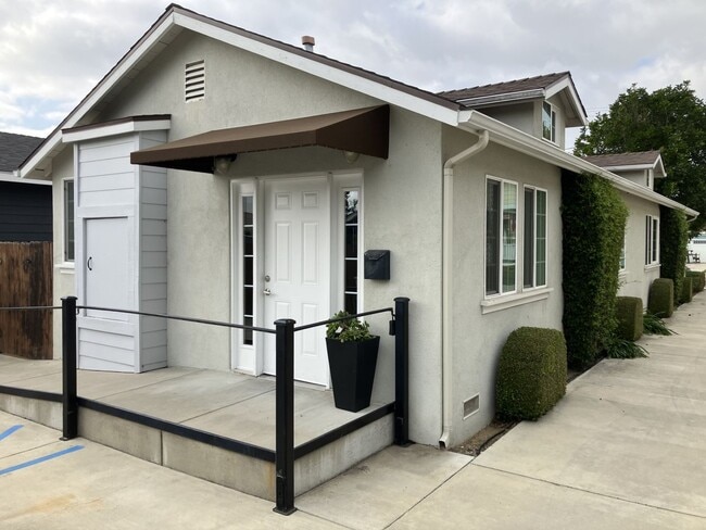 property at 122 Allen St