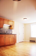 155 Maple St in Burlington, VT - Building Photo - Building Photo