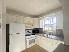 60 Andover C in West Palm Beach, FL - Building Photo - Building Photo