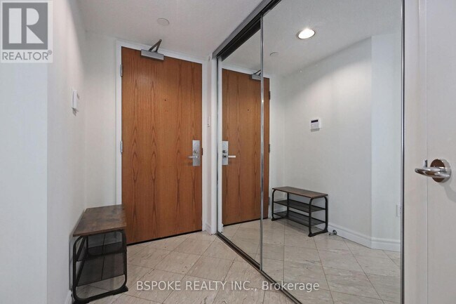 38 Elm St in Toronto, ON - Building Photo - Building Photo