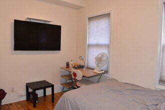 431 Faneuil St, Unit #1C in Boston, MA - Building Photo - Building Photo