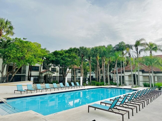 540 S Park Rd in Hollywood, FL - Building Photo - Building Photo
