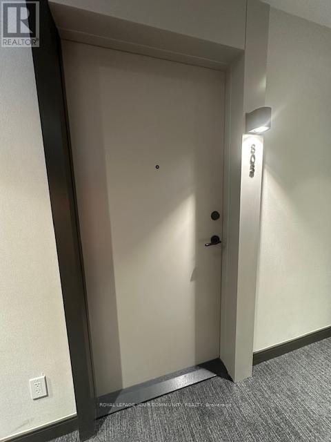 8020 Derry Rd in Milton, ON - Building Photo - Building Photo