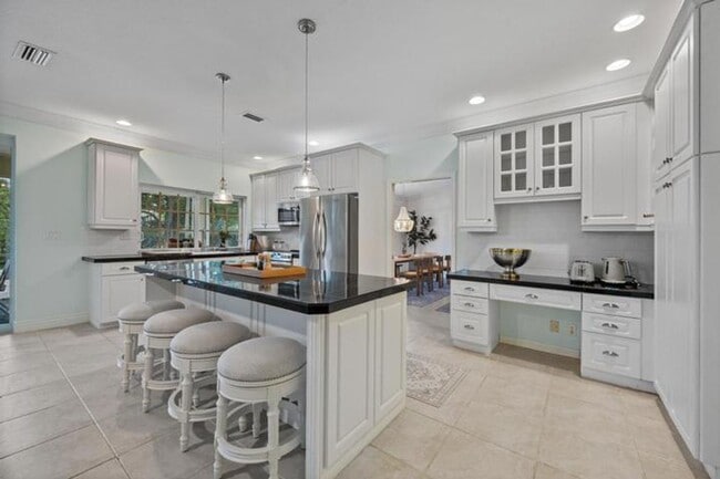 148 Scarborough Terrace in Wellington, FL - Building Photo - Building Photo