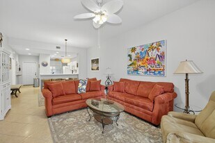 17100 Bridgestone Ct in Ft. Myers, FL - Building Photo