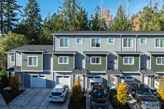 The Landing at Lake Tapps in Bonney Lake, WA - Building Photo - Building Photo