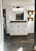 241 Market St in Auburn, PA - Building Photo