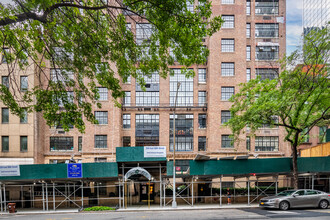 230 E 50th St in New York, NY - Building Photo - Building Photo