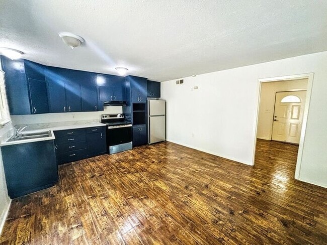 1460 Woody Dr in Jackson, MS - Building Photo - Building Photo