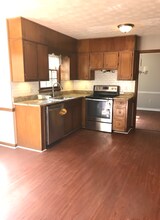 4546 Brandon Dr SW in Lilburn, GA - Building Photo - Building Photo