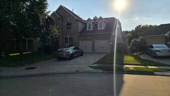 4731 Autumn Pine Ln in Houston, TX - Building Photo