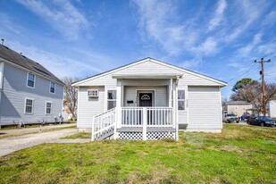 1324 Corprew Ave in Norfolk, VA - Building Photo