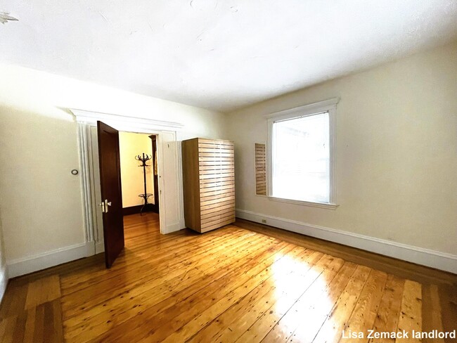 300 Summit Ave, Unit 9 in Boston, MA - Building Photo - Building Photo