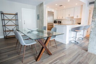 1345 Lincoln Rd in Miami Beach, FL - Building Photo - Building Photo