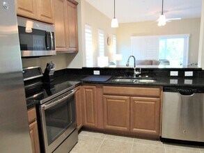 468 Bouchelle Dr, Unit 125 in New Smyrna Beach, FL - Building Photo - Building Photo