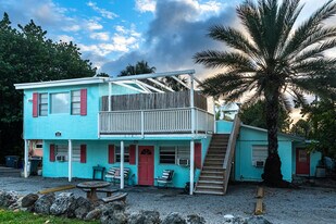 205 Coral Rd in Boynton Beach, FL - Building Photo