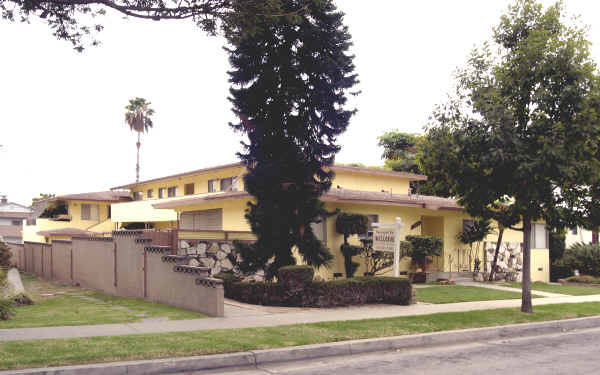 13802 Ramona Dr in Whittier, CA - Foto de edificio - Building Photo