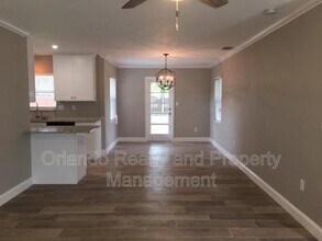 2111 Biscayne Dr in Winter Park, FL - Building Photo - Building Photo