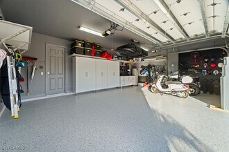 13884 Luna Dr in Naples, FL - Building Photo - Building Photo