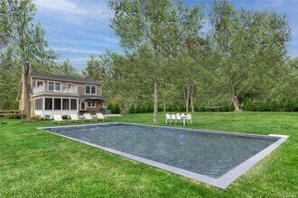 1700 Cedar Dr in Southold, NY - Building Photo - Building Photo