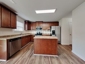 4662 Abbey Park Rd in Kernersville, NC - Building Photo - Building Photo