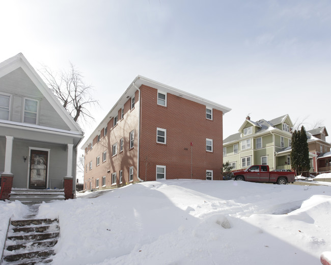 Webster Terrace Apartments in Omaha, NE - Building Photo - Building Photo