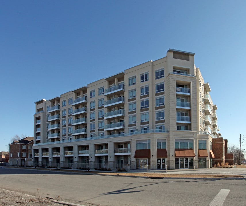 Milliken Centre in Markham, ON - Building Photo