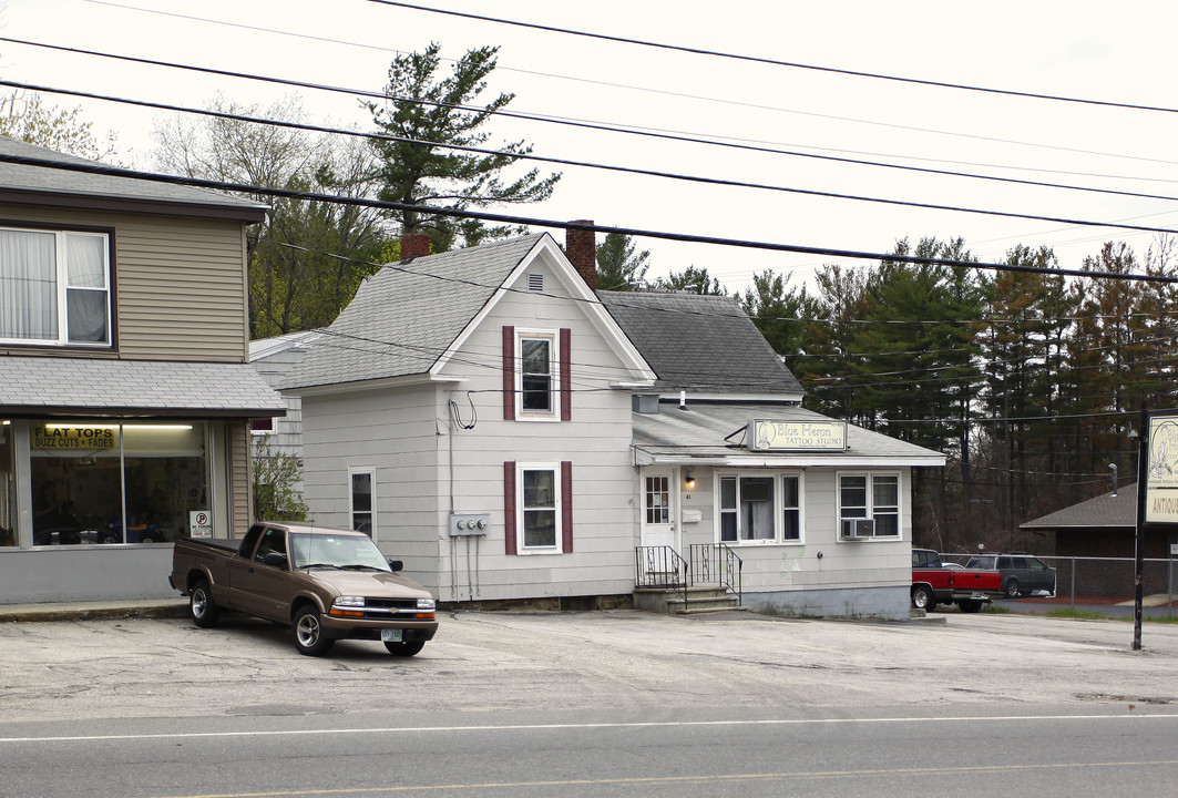 45 Birch St in Derry, NH - Building Photo