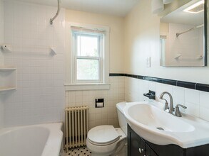 21 York Ave in Watertown, MA - Building Photo - Building Photo