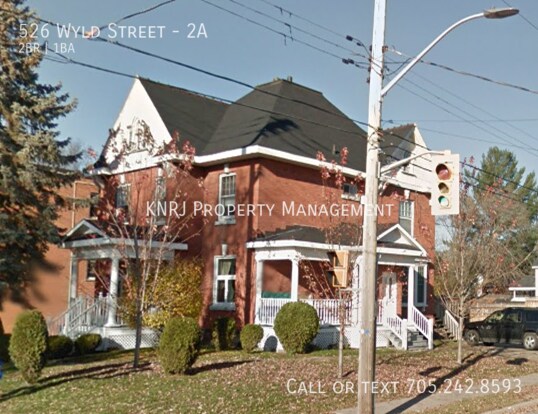 526 Wyld St in North Bay, ON - Building Photo