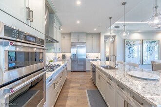 16358 Corsica Way in Naples, FL - Building Photo - Building Photo