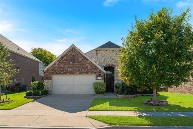 1012 Water Garden Cir in Little Elm, TX - Foto de edificio - Building Photo