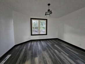 1228 Clairhaven St in Pittsburgh, PA - Building Photo - Building Photo