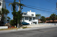 30 Gulf Blvd in Indian Rocks Beach, FL - Building Photo - Building Photo