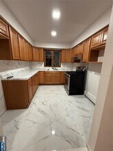 967 E 23rd St in Paterson, NJ - Building Photo - Building Photo