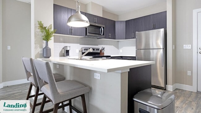 1000 S Broadway, Unit 260 in Denver, CO - Building Photo - Building Photo