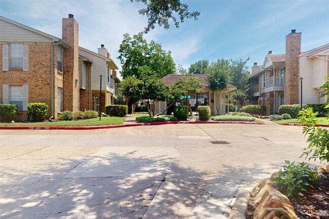 10615 Briar Forest Dr