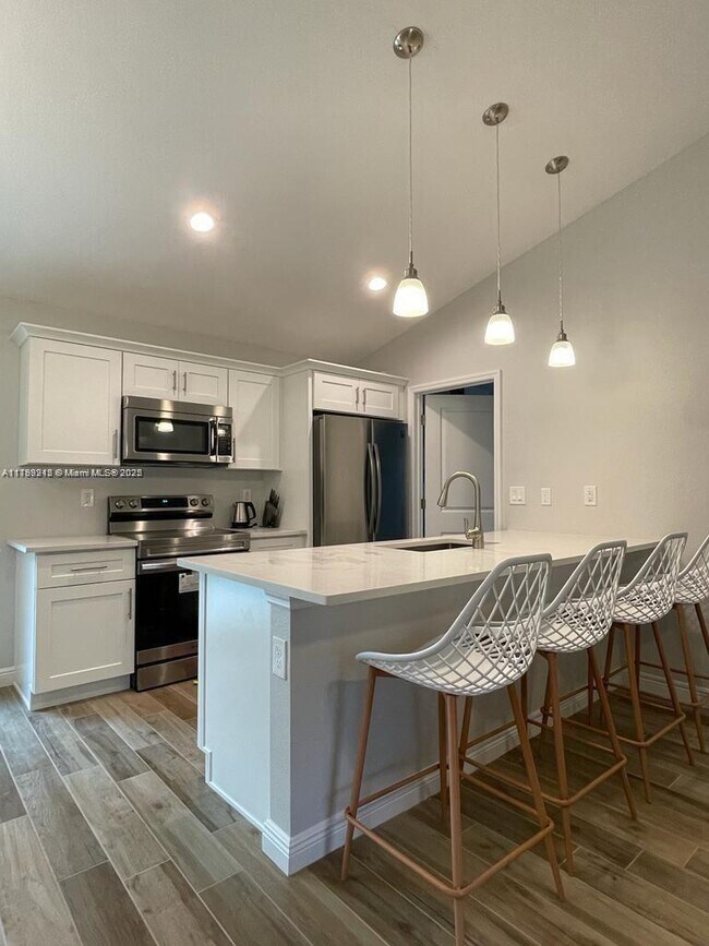 63 Cory St in Port Charlotte, FL - Building Photo - Building Photo